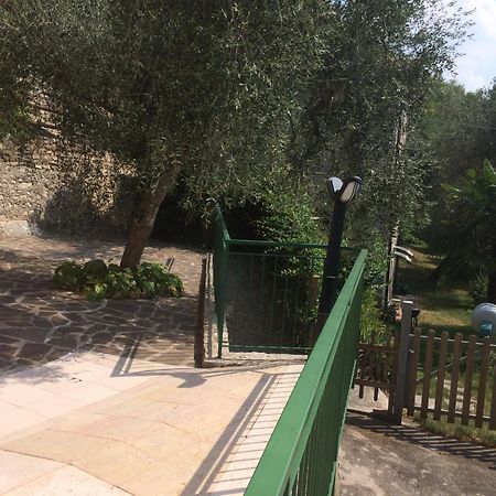 Appartamento Cadelagnel Кастеллетто-ди-Бренцоне Экстерьер фото