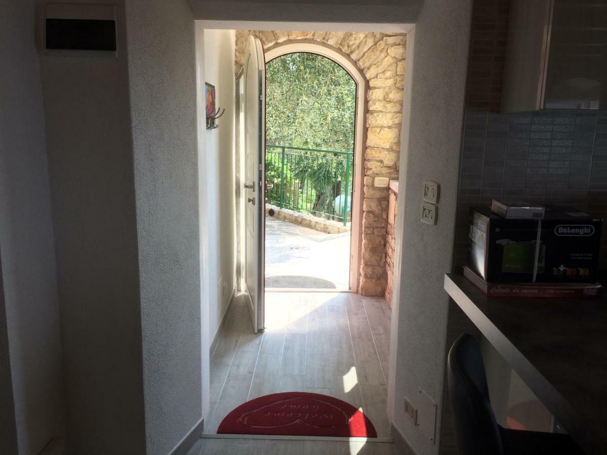 Appartamento Cadelagnel Кастеллетто-ди-Бренцоне Экстерьер фото