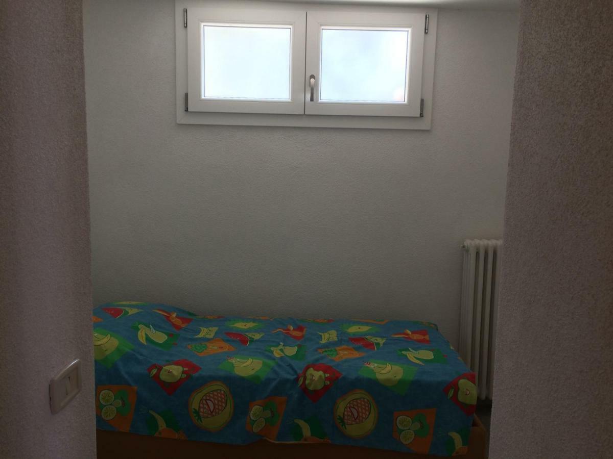 Appartamento Cadelagnel Кастеллетто-ди-Бренцоне Экстерьер фото